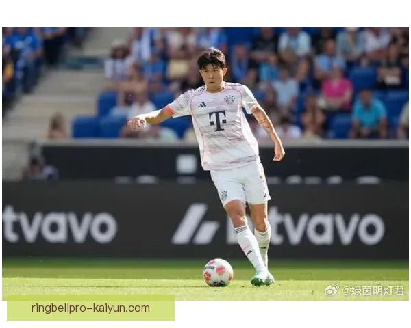 韦世豪射门方式引发关注，状态持续提升备受期待